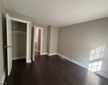 23 Central Ave - Photo Thumbnail 7