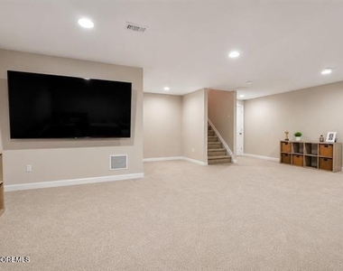 12 Eckert Drive - Photo Thumbnail 27
