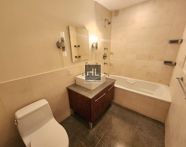 517 West 46 Street - Photo Thumbnail 9