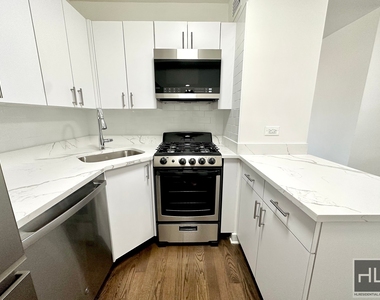 E 16 St - Photo Thumbnail 5