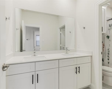 1506 Lake District Drive - Photo Thumbnail 26
