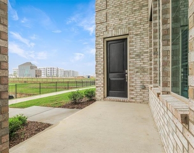1506 Lake District Drive - Photo Thumbnail 1