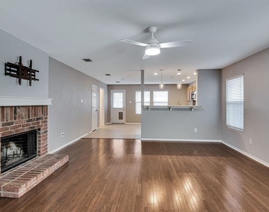 1817 Kittredge Way - Photo Thumbnail 2