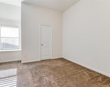 14575 Daneway Drive - Photo Thumbnail 20
