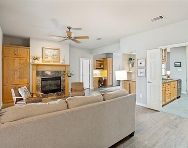 514 N 1st Street - Photo Thumbnail 3