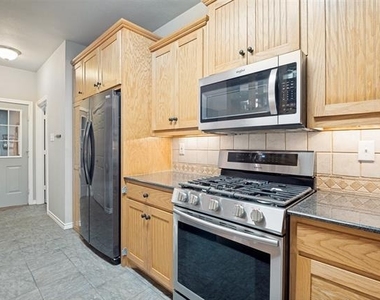 514 N 1st Street - Photo Thumbnail 9