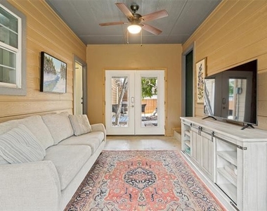 514 N 1st Street - Photo Thumbnail 21