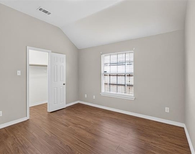 2848 Gillespie Lane - Photo Thumbnail 19
