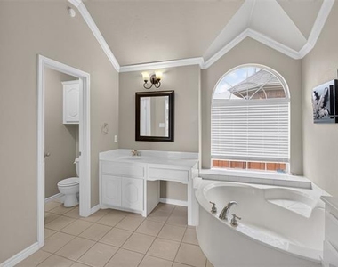 2848 Gillespie Lane - Photo Thumbnail 29