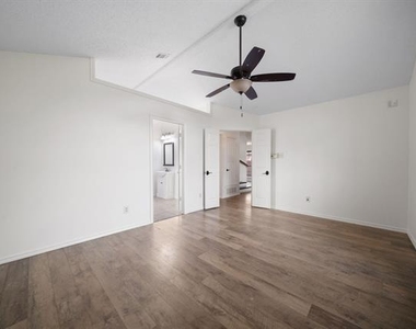 1414 Dudley Drive - Photo Thumbnail 14