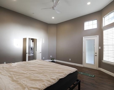 3408 Devonshire Court - Photo Thumbnail 10