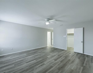 2508 Pecan Drive - Photo Thumbnail 16
