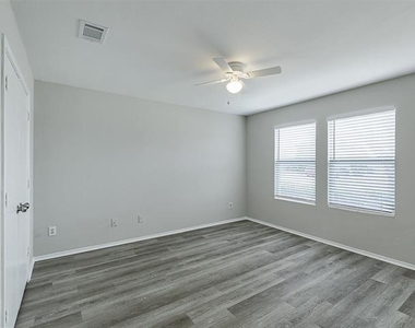 2508 Pecan Drive - Photo Thumbnail 12