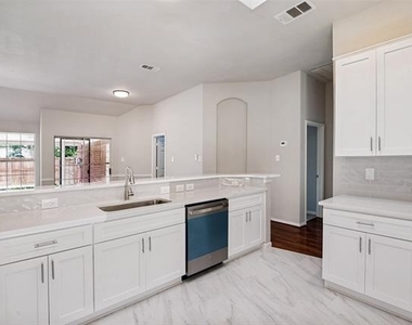 3548 Misty Meadow Drive - Photo Thumbnail 9