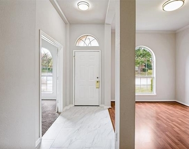 3548 Misty Meadow Drive - Photo Thumbnail 2