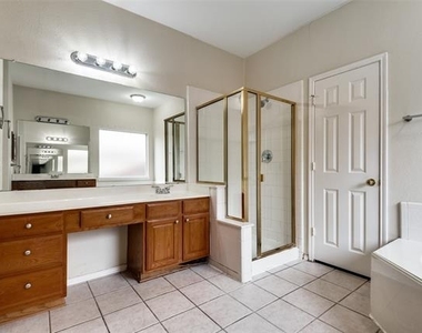 2904 Woods Drive - Photo Thumbnail 19