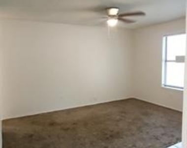 9108 Lanham Street - Photo Thumbnail 8