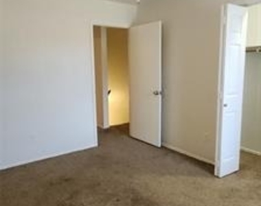 9108 Lanham Street - Photo Thumbnail 22