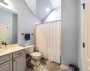 619 Rosemead Drive - Photo Thumbnail 11