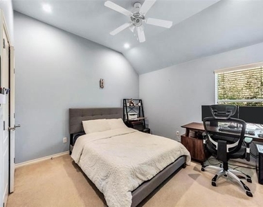 619 Rosemead Drive - Photo Thumbnail 9