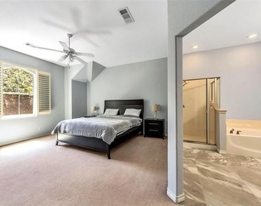 619 Rosemead Drive - Photo Thumbnail 8