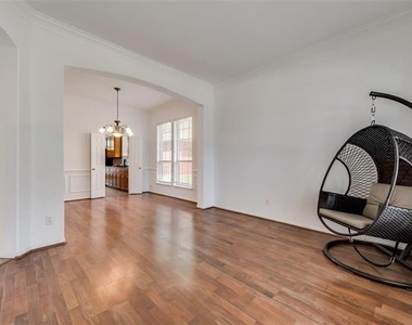 3105 Mill Ridge Drive - Photo Thumbnail 3