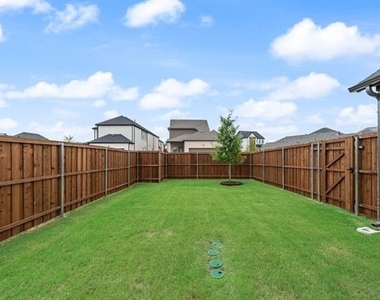 1149 Beautyberry Lane - Photo Thumbnail 26