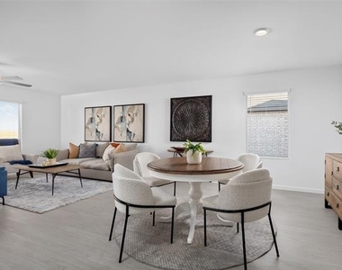 1313 Buckaroo Boulevard - Photo Thumbnail 4