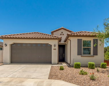 43 E Capricorn Way - Photo Thumbnail 1