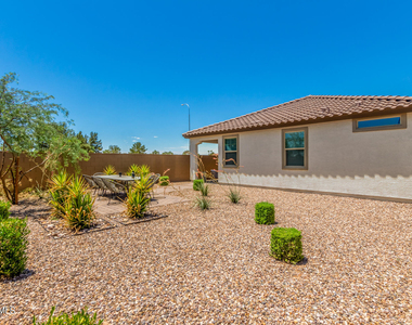 43 E Capricorn Way - Photo Thumbnail 35