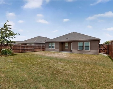 816 Glover Drive - Photo Thumbnail 20