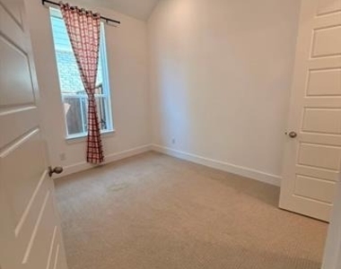 4309 Minnow Cove Road - Photo Thumbnail 11