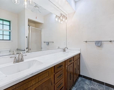 1620 Post Oak Drive - Photo Thumbnail 15