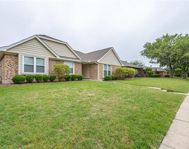1526 Haven Place - Photo Thumbnail 38