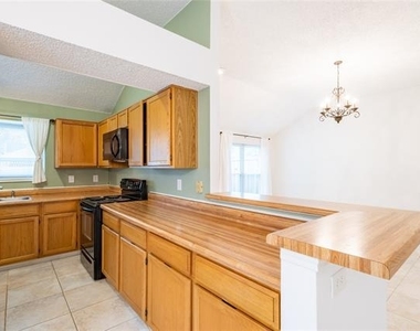 1526 Haven Place - Photo Thumbnail 7