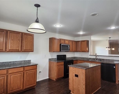 1224 Elkford Lane - Photo Thumbnail 6