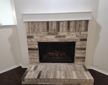 1224 Elkford Lane - Photo Thumbnail 4