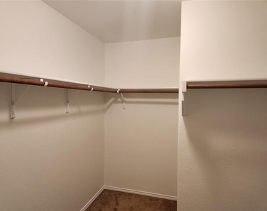 1224 Elkford Lane - Photo Thumbnail 12