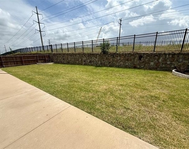 14792 Speargrass Drive - Photo Thumbnail 10