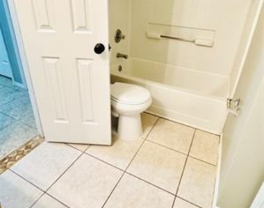 604 International Drive - Photo Thumbnail 9