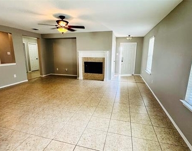 604 International Drive - Photo Thumbnail 5