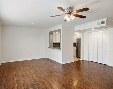 5881 Preston View Boulevard - Photo Thumbnail 5