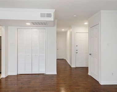 5881 Preston View Boulevard - Photo Thumbnail 12