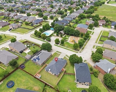 1002 Zachary Drive - Photo Thumbnail 26