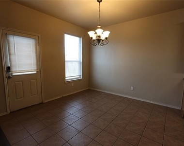 1411 Bankston Drive - Photo Thumbnail 7