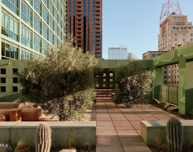 777 N Central Avenue - Photo Thumbnail 19