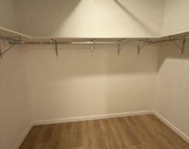 777 N Central Avenue - Photo Thumbnail 8