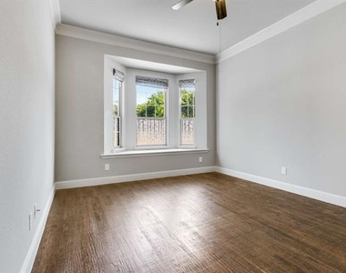 1220 Prescott Street - Photo Thumbnail 9