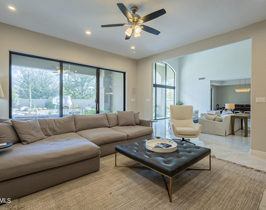 7878 E Gainey Ranch Road - Photo Thumbnail 8