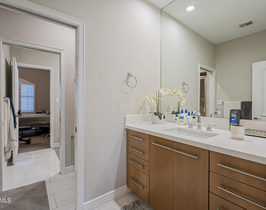 7878 E Gainey Ranch Road - Photo Thumbnail 28